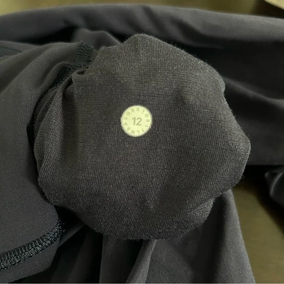 Lulu Wunder Under Hi-Rise Brushed Full-On Luxtreme Leggings Rare Size 12 - Picture 4 of 4